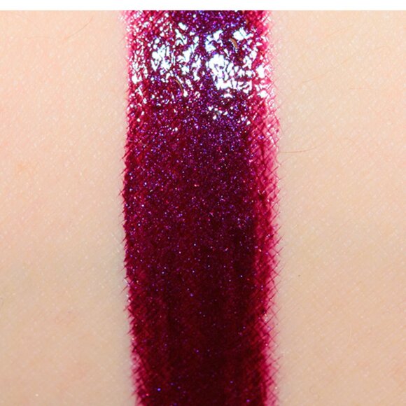 Too Faced - Lip Glaze Lipgloss (Who Gives a Fig) - Picture 6 of 7